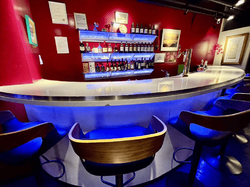 EXE（エグゼ）のガールズバー求人を見る