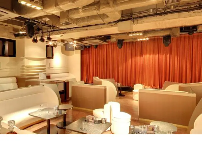 CLUB Royal （ロイヤル）の写真2